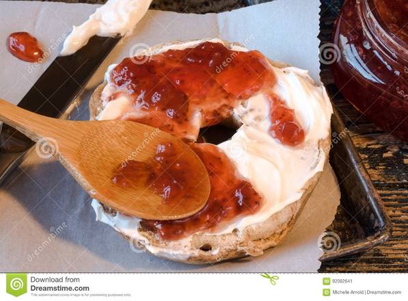 Order Cream Cheese and Jelly Bagel food online from Bagel Deli Cafe store, Clifton on bringmethat.com