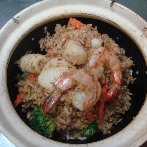 Order 74. Potpourri Fried Rice with Seafood food online from My Thai Place store, Centreville on bringmethat.com