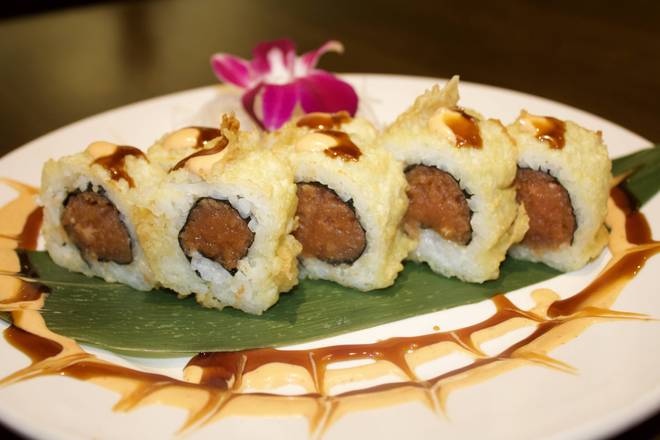 Order Spicy Tuna Tempura Roll food online from O2 Restaurant store, Simi Valley on bringmethat.com