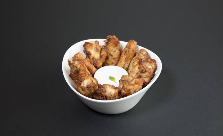 Order Traditional Wings  food online from Delish Pizza store, Sacramento on bringmethat.com