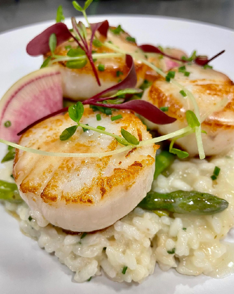 Order Pan Seared Local Scallops  food online from One Fish Two Fish Restaurant store, Wildwood on bringmethat.com