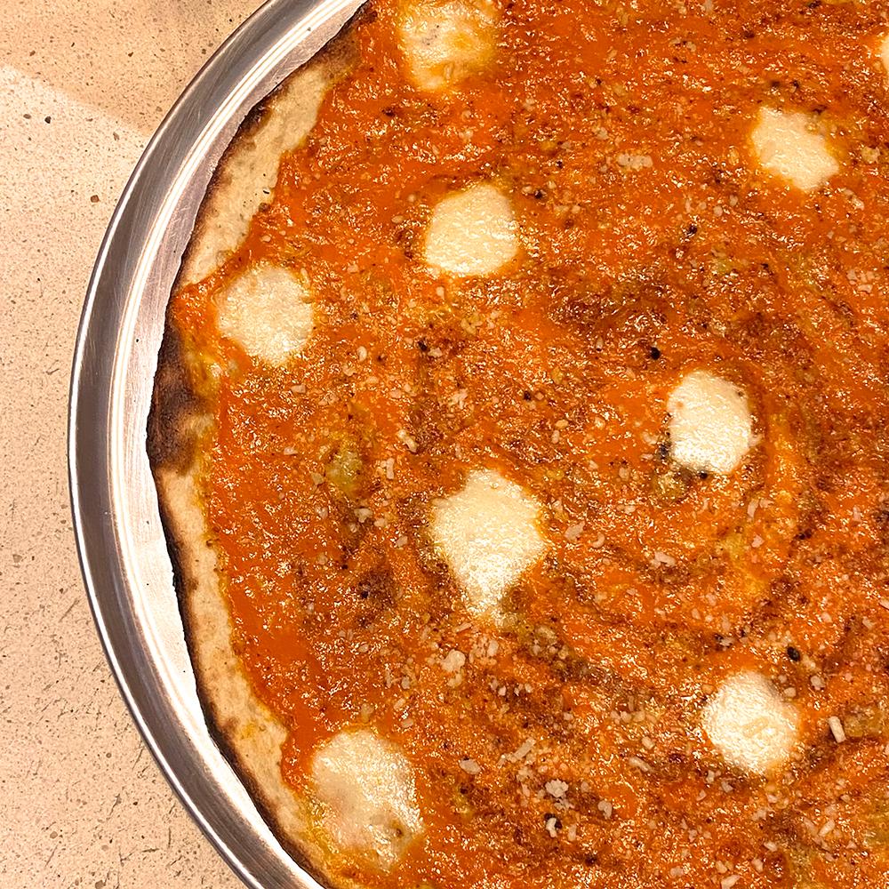 Order 18" Thin Crust Vodka Pie food online from Sauce Pizzeria store, New York on bringmethat.com