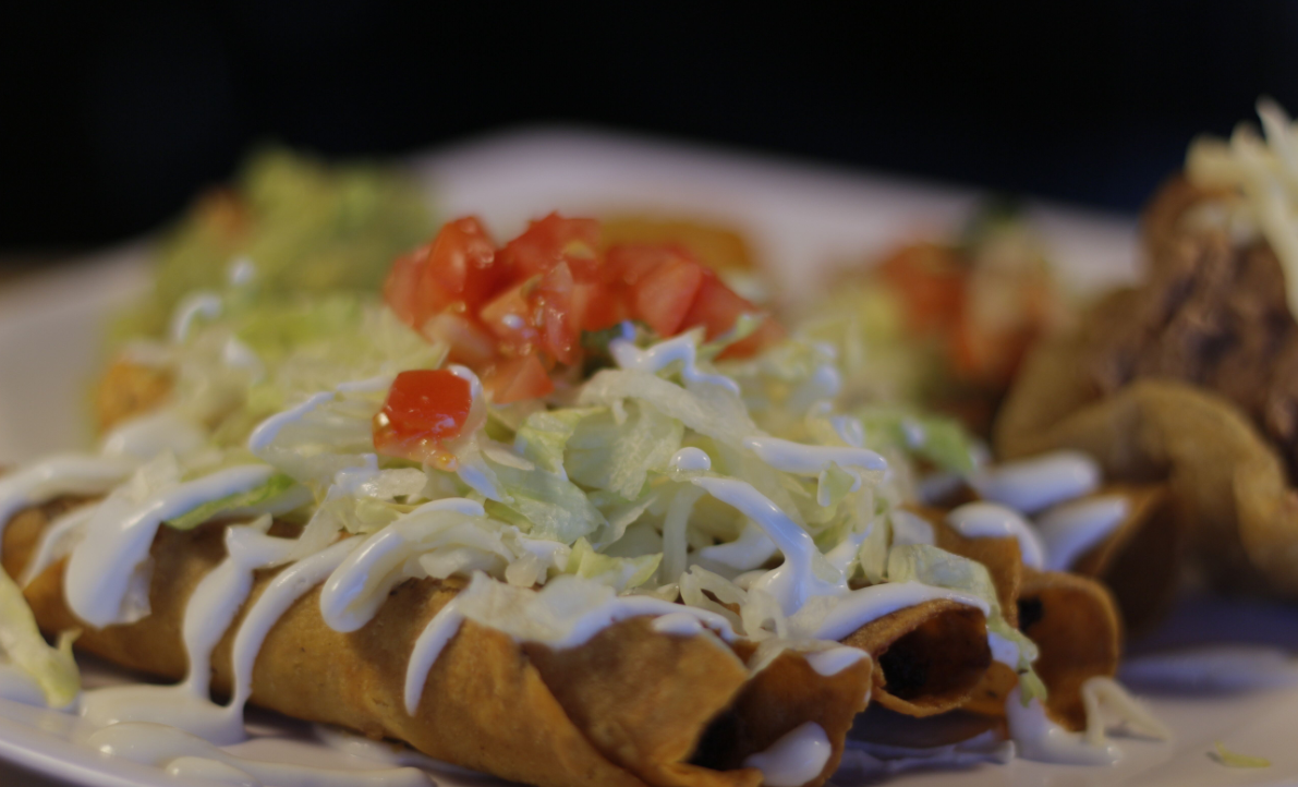 Order Flautas Dinner food online from Los Arcos Mexican Grill store, Palatine on bringmethat.com