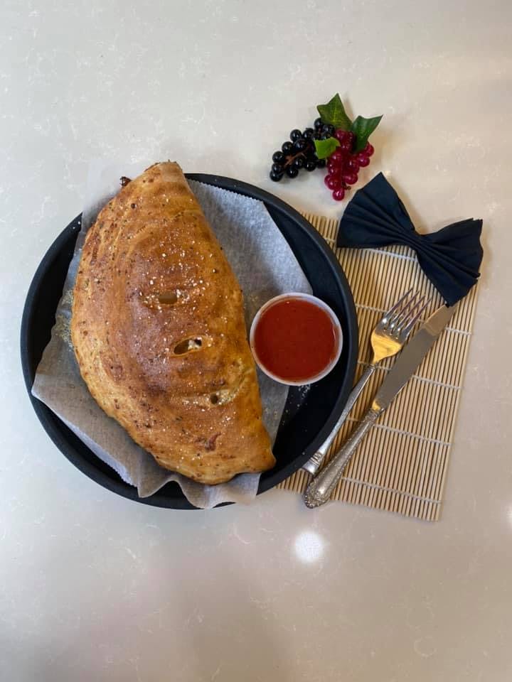 Order Italian Calzone - Small food online from Giovanni's Pizza and Pasta store, Pittsburgh on bringmethat.com
