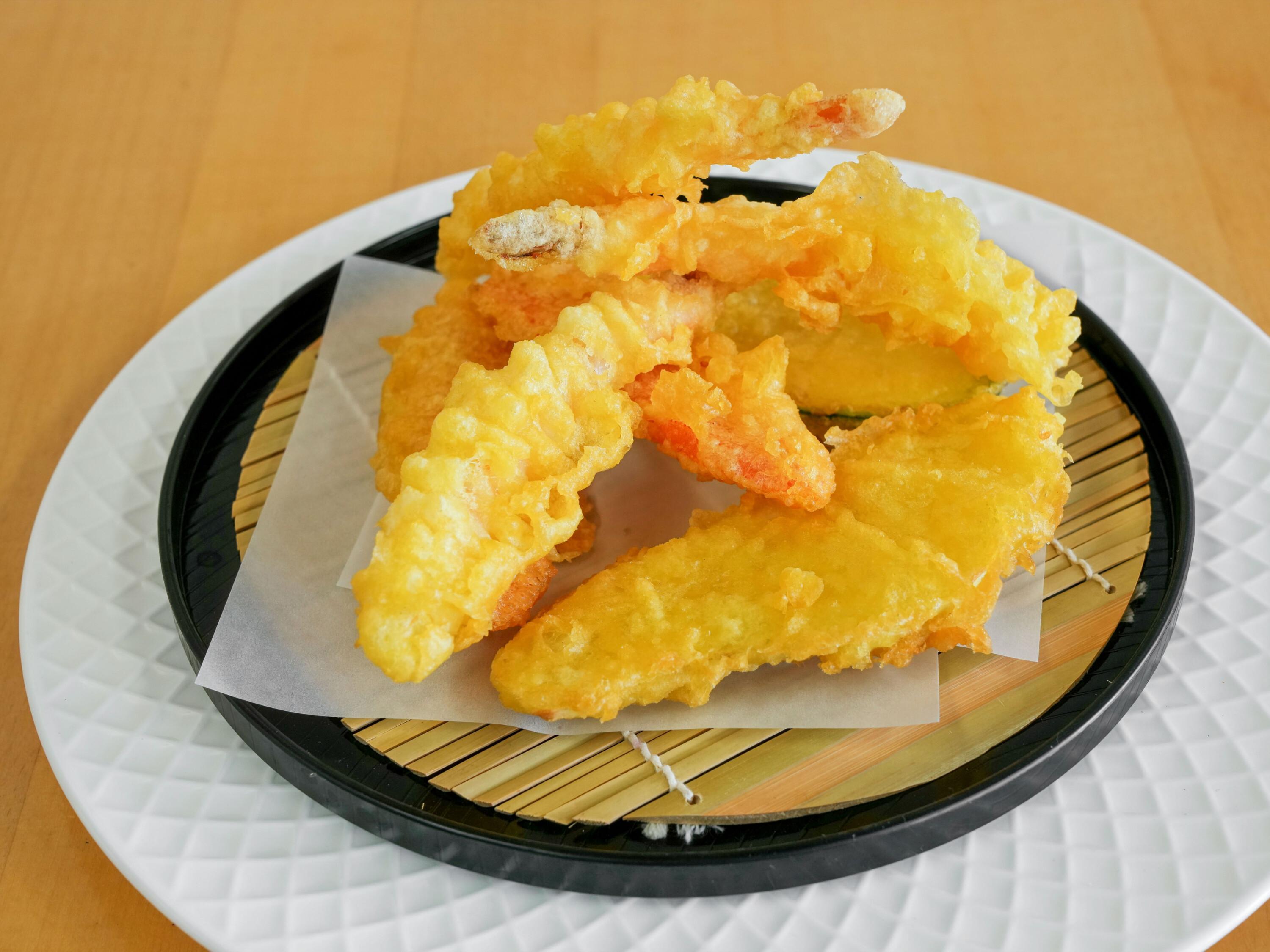 Order Mixed Tempura Plate food online from Hayashi store, Mission Viejo on bringmethat.com