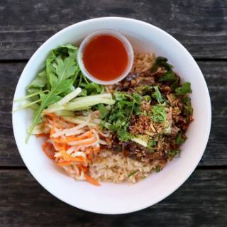 Order Rice Bowl w/ Beef food online from Vui Kitchen store, Nashville on bringmethat.com
