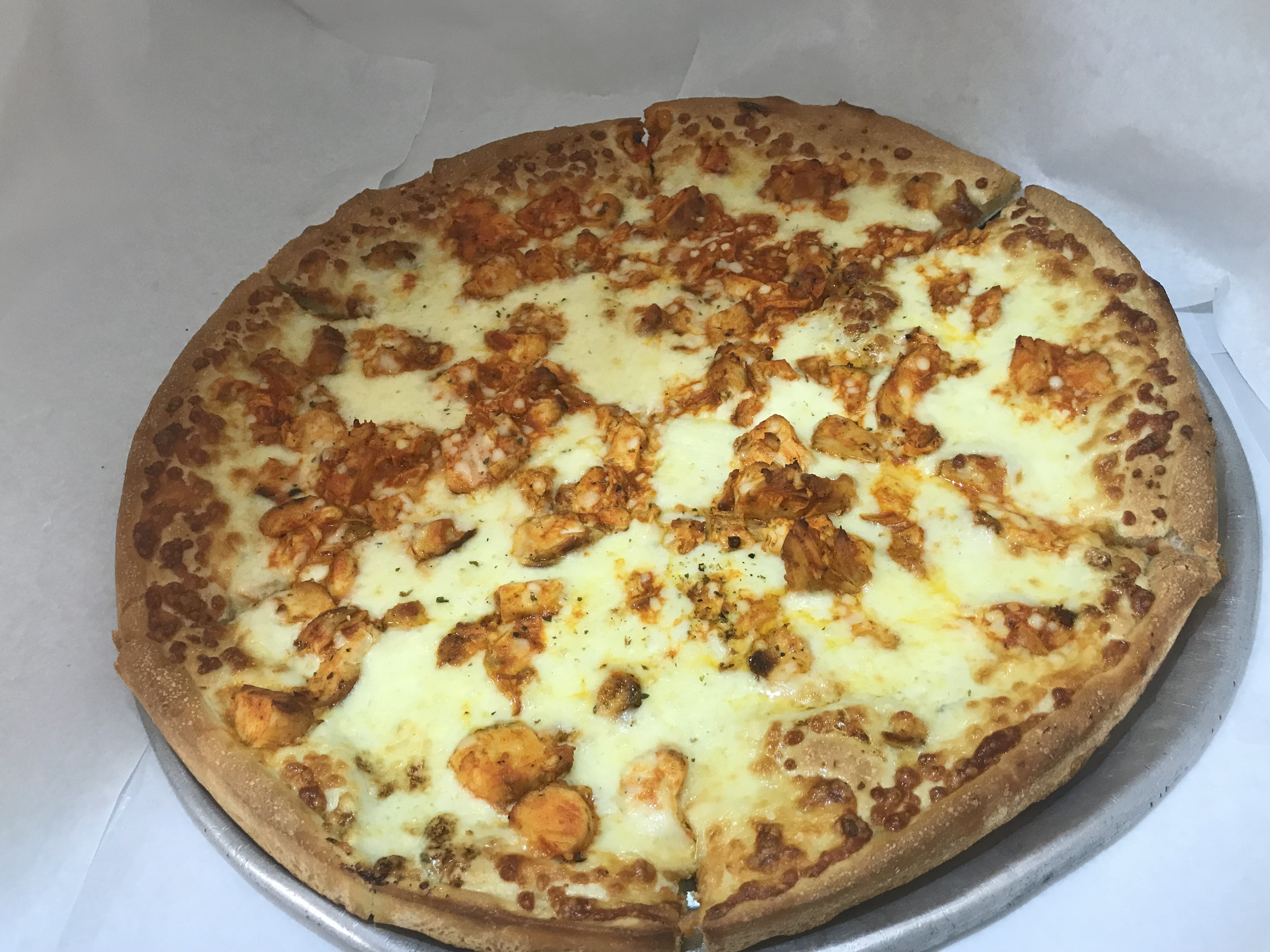 Order Buffalo Chicken Pizza food online from Boston House of Pizza store, Roslindale on bringmethat.com