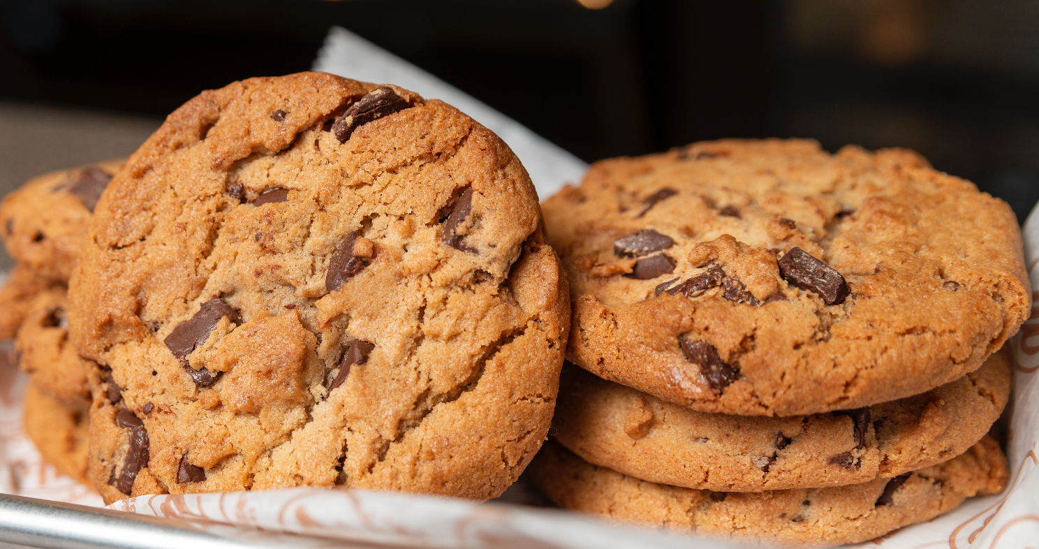 Order Chocolate Chip Cookie food online from Manhattan Bagel store, Bayville on bringmethat.com