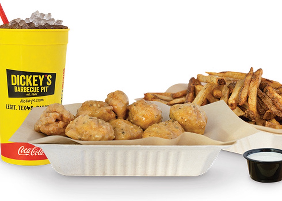 Order 8 Piece Wing Combo food online from Wing Boss store, Hickory on bringmethat.com