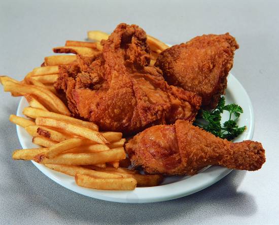 Order Country Chicken Dinner food online from Fryn’ Pan Family Restaurant store, Sioux Falls on bringmethat.com