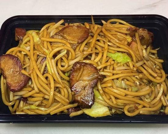 Order BBQ Pork Chow Mein food online from Little Chef Chinese Takeout @Aztec Food Hub store, San Diego on bringmethat.com
