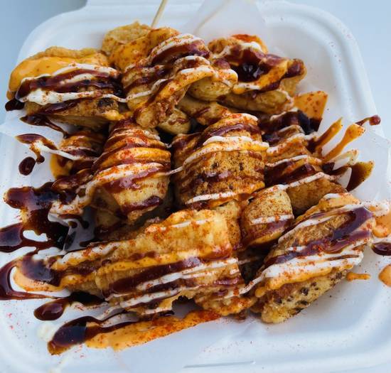 Order Takoyaki Chicken food online from R&B Tea Silver Creek store, San Jose on bringmethat.com