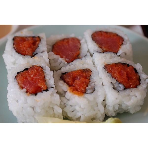 Order R5. Spicy Tuna Roll food online from Hibachi Grill And Supreme Buffet- Buffet store, Grand Rapids on bringmethat.com
