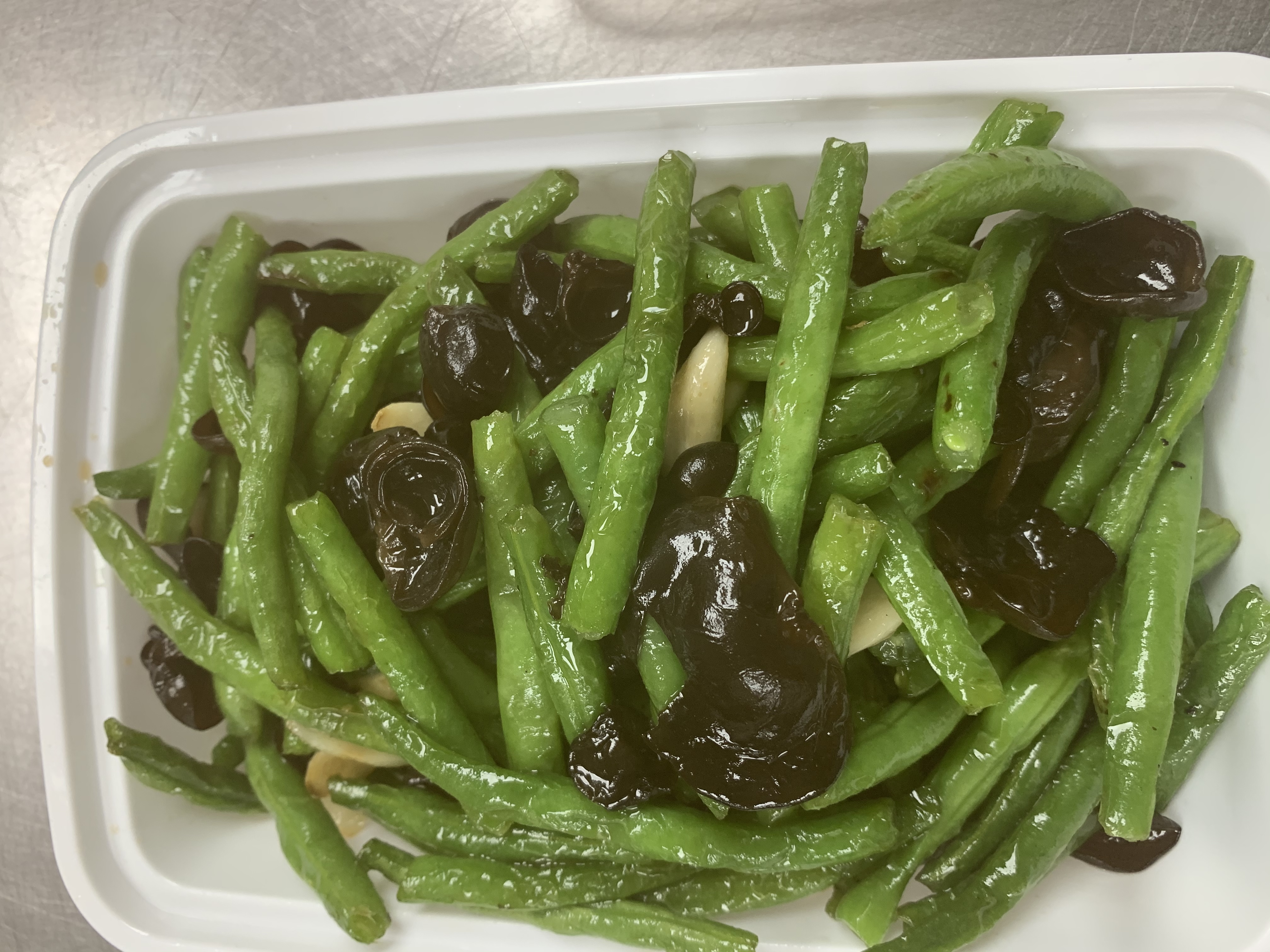Order 52. Sauteed String Bean food online from New Jumbo Taste store, New Hyde Park on bringmethat.com