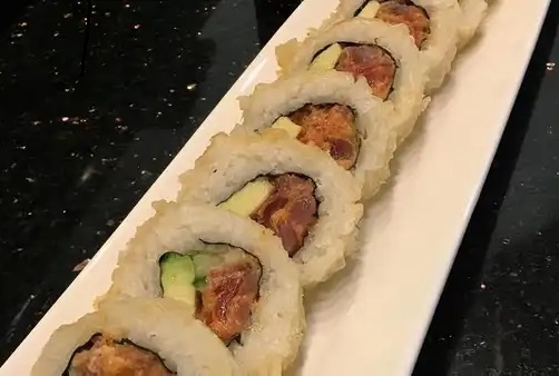 Order Spicy Salmon Tempura Roll food online from Genki Ya Organic Sushi store, Boston on bringmethat.com