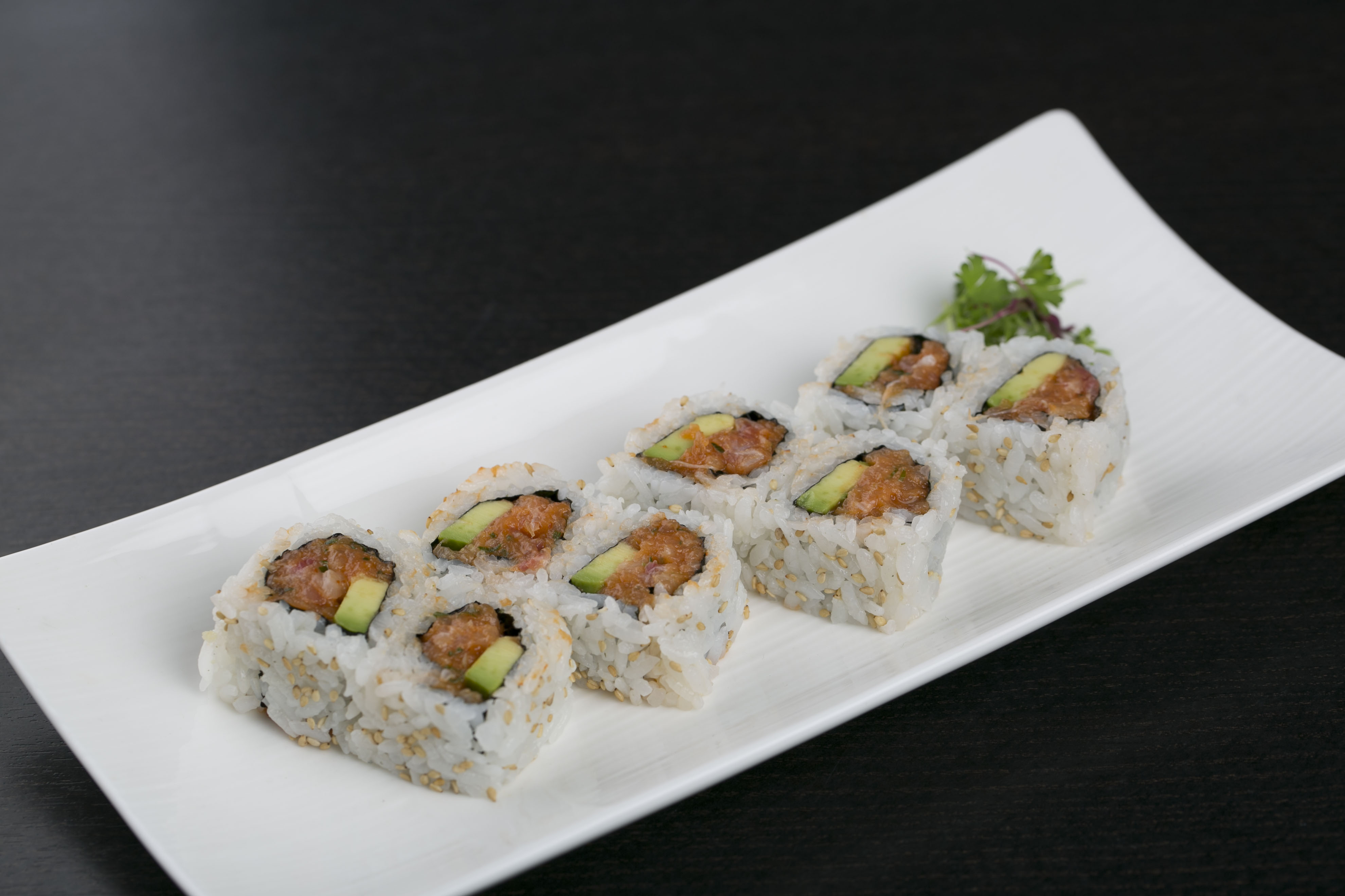 Order E16. Spicy Yellowtail Roll food online from Icho Izakaya Fusion Cuisine store, Temple City on bringmethat.com