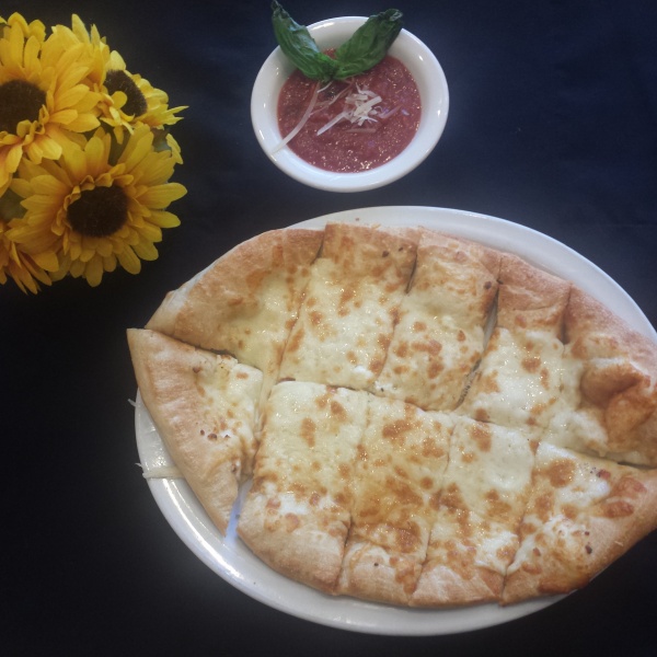 Order Cheese Bread food online from Amante Pizza & Pasta store, Everett on bringmethat.com