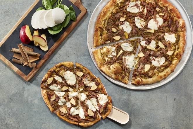 Order 14" Large Thin-Crust Pulled Pork food online from Pizza Karma store, Eden Prarie on bringmethat.com