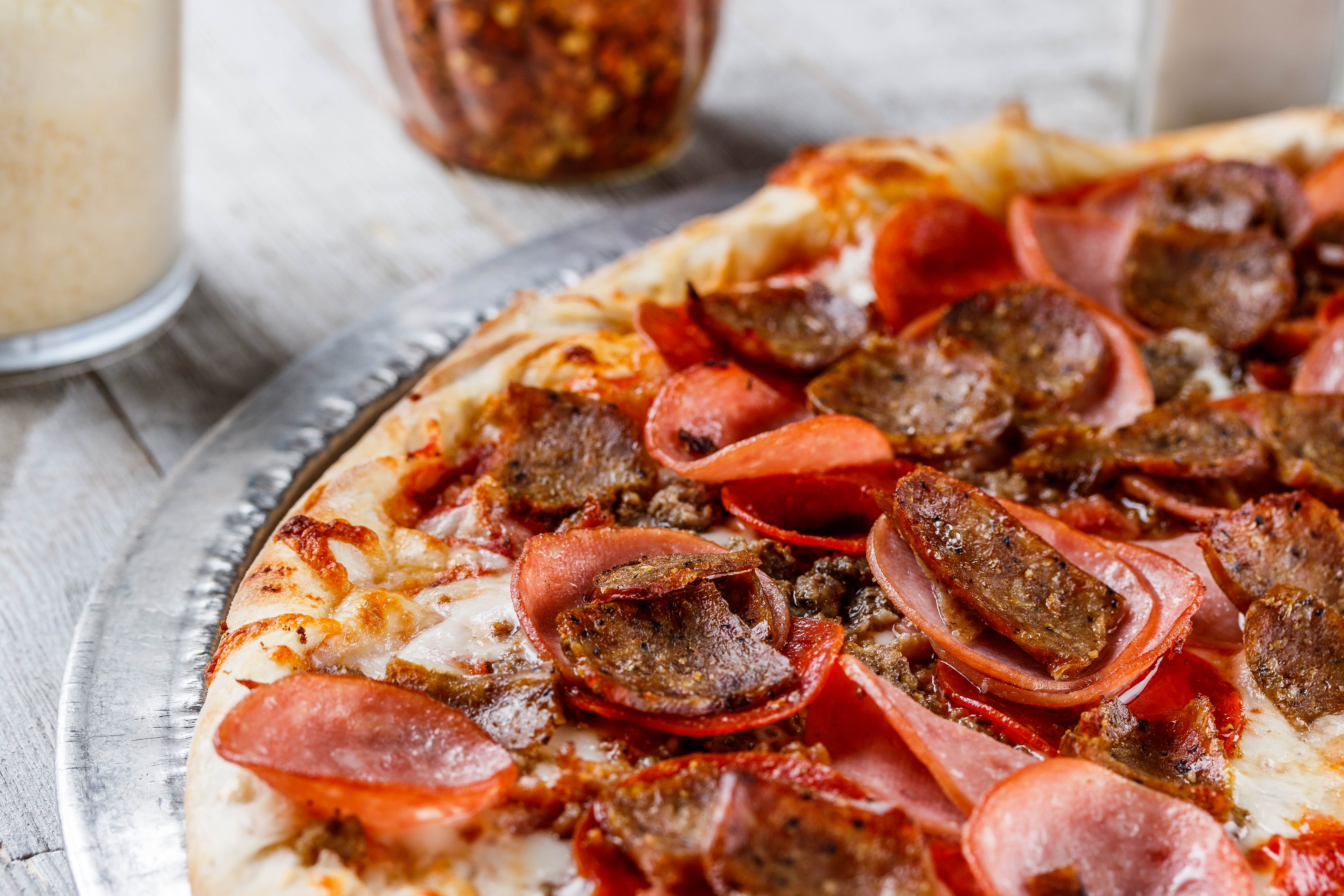 Order Meat Lovers Pizza - Small 10'' food online from Mario Pizza & Pasta store, Seabrook on bringmethat.com