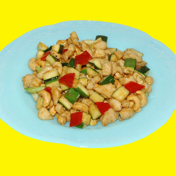 Order Chicken with Cashew Nuts 腰果鸡 food online from King Kee store, San Francisco on bringmethat.com