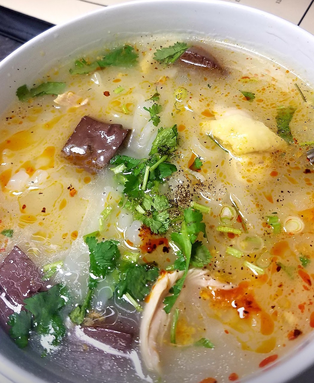 Order SP11. Kao Peak Noodle Soup food online from Kin Thai store, High Point on bringmethat.com