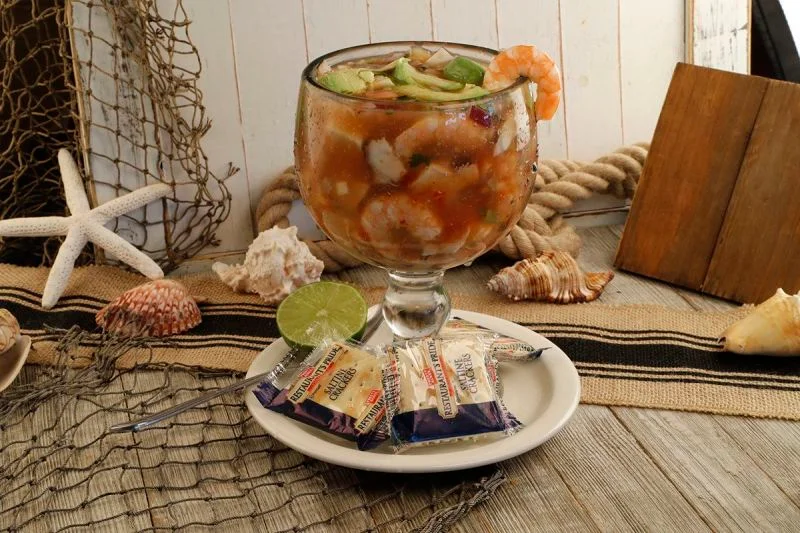 Order Coctel Campechana food online from Mexico Lindo store, Rancho Cucamonga on bringmethat.com