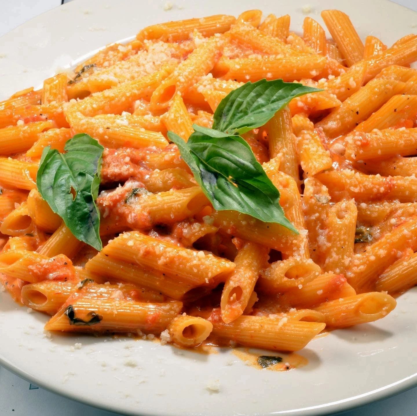 Order Penne Ala Vodka - Pasta food online from Pizza Mia store, Highland on bringmethat.com