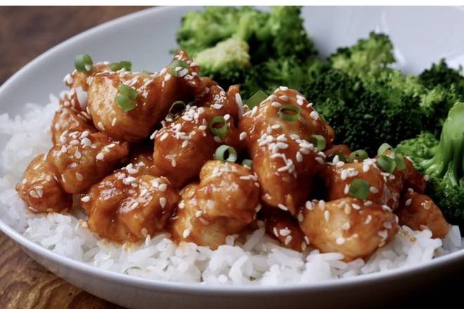Order C Sesame Chicken food online from Newchinaexpress store, Newport News on bringmethat.com