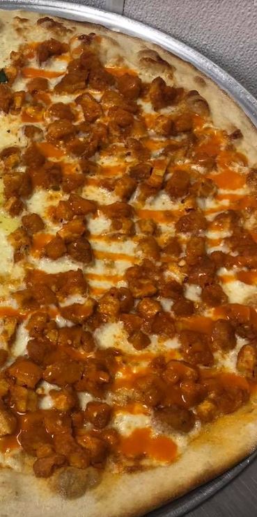 Order Buffalo Chicken Pizza food online from Fairfield Pizza store, Stratford on bringmethat.com