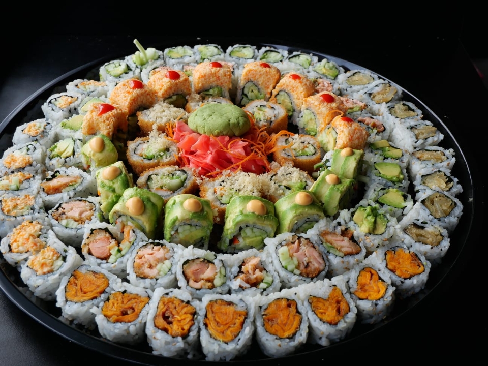 Order Medium Platter food online from That Sushi Spot store, Brooklyn on bringmethat.com