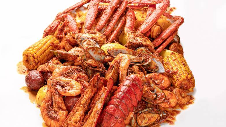 Order Captain's Catch Combo l $20 OFF food online from Raising Crab store, Los Angeles on bringmethat.com