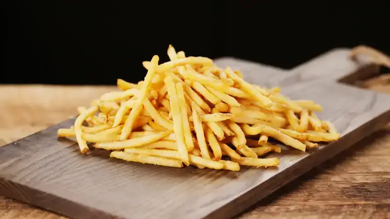 Order French Fries food online from Zeppe'S Pizzeria store, Middlefield on bringmethat.com