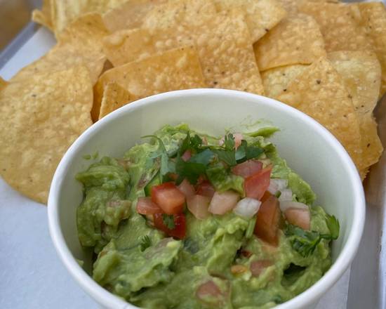 Order Guacamole y Totopos food online from Apetito Vegan Grill store, Houston on bringmethat.com