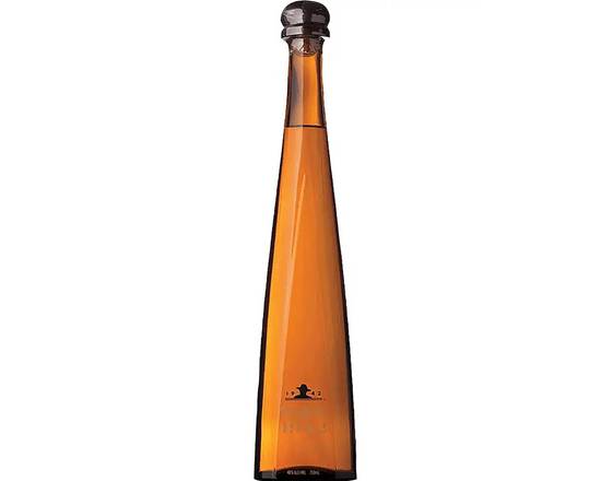 Order Don Julio 1942 Tequila, 750mL tequila food online from Brothers Wine & Liquor store, Copiague on bringmethat.com