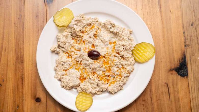 Order Baba Ghanoush food online from Cafe Baklava Medeterrainian Grill store, Mountain View on bringmethat.com