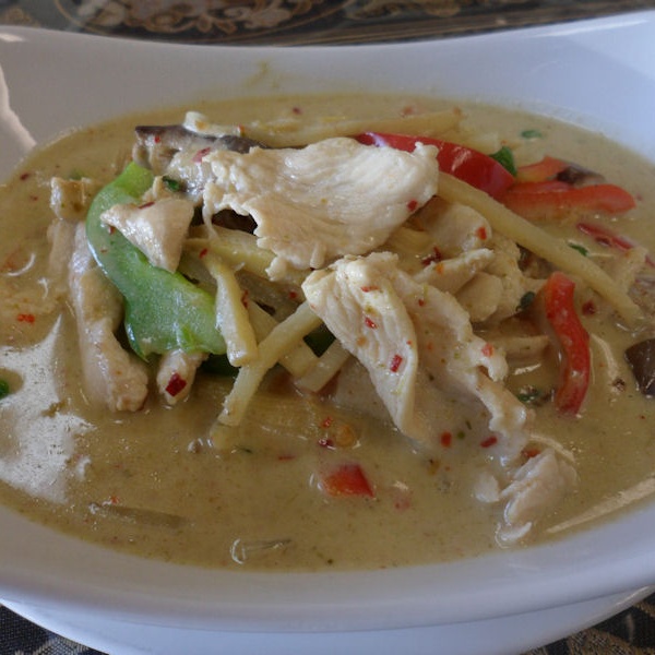 Order 34. Green Curry food online from Finest Thai store, El Cajon on bringmethat.com