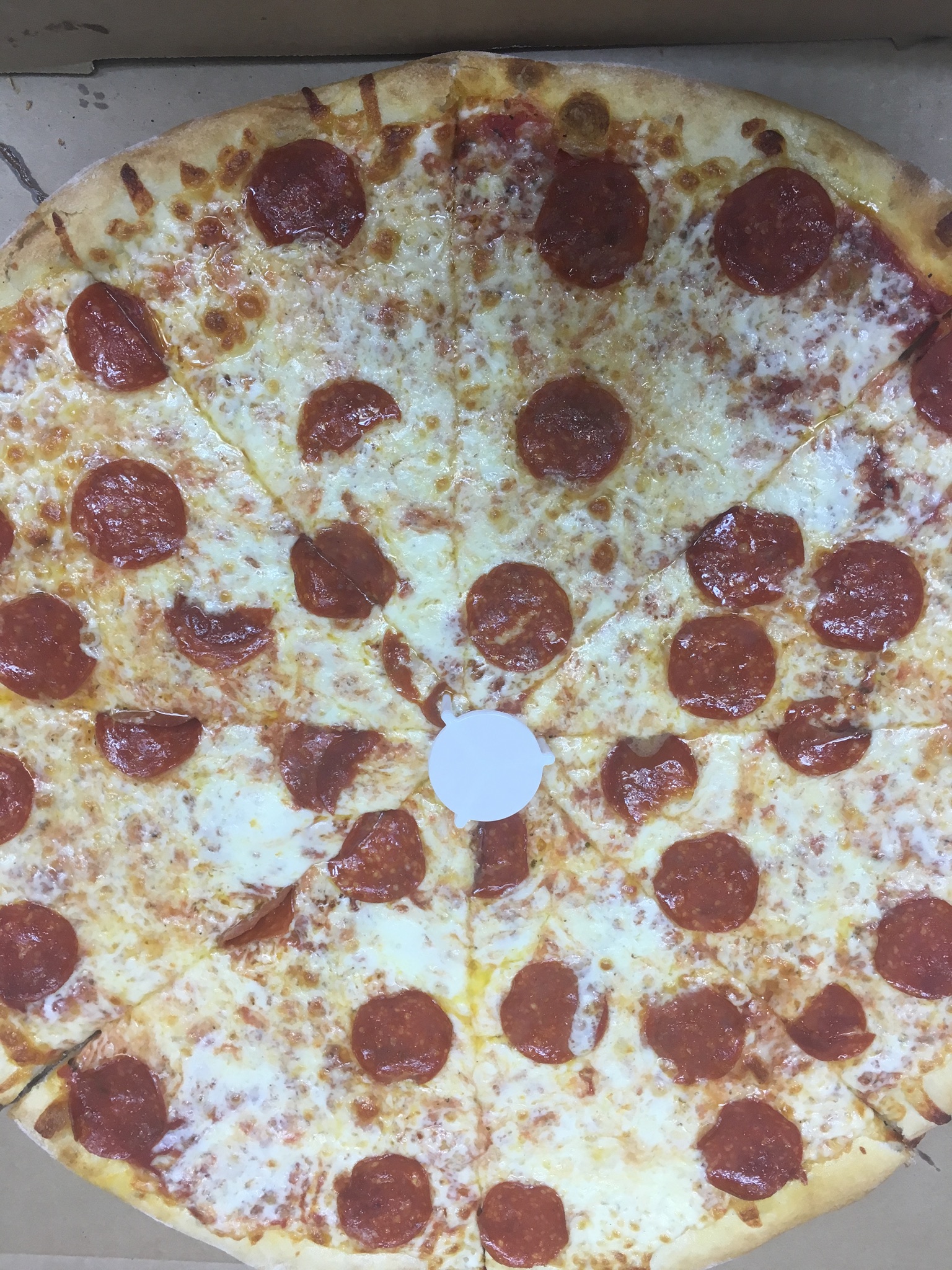 Order 18” 1 Topping Pizza, Any Appetizer, Zeppole and 2 Liter Soda food online from Sal’s NY Slice Pizzeria store, Virginia Beach on bringmethat.com