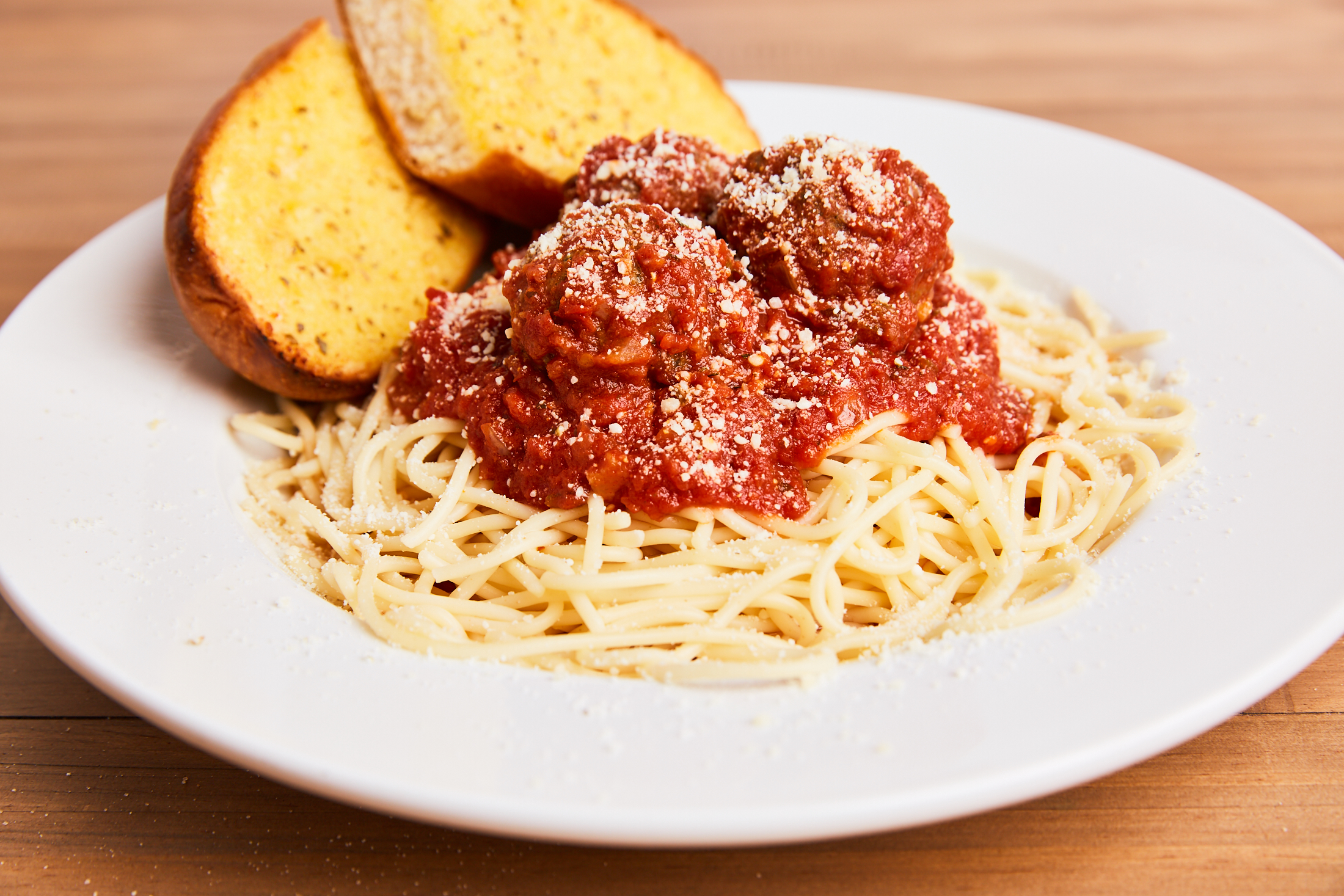 Order Spaghetti with Meatballs food online from Johnny's New York Style Pizza store, Canton on bringmethat.com