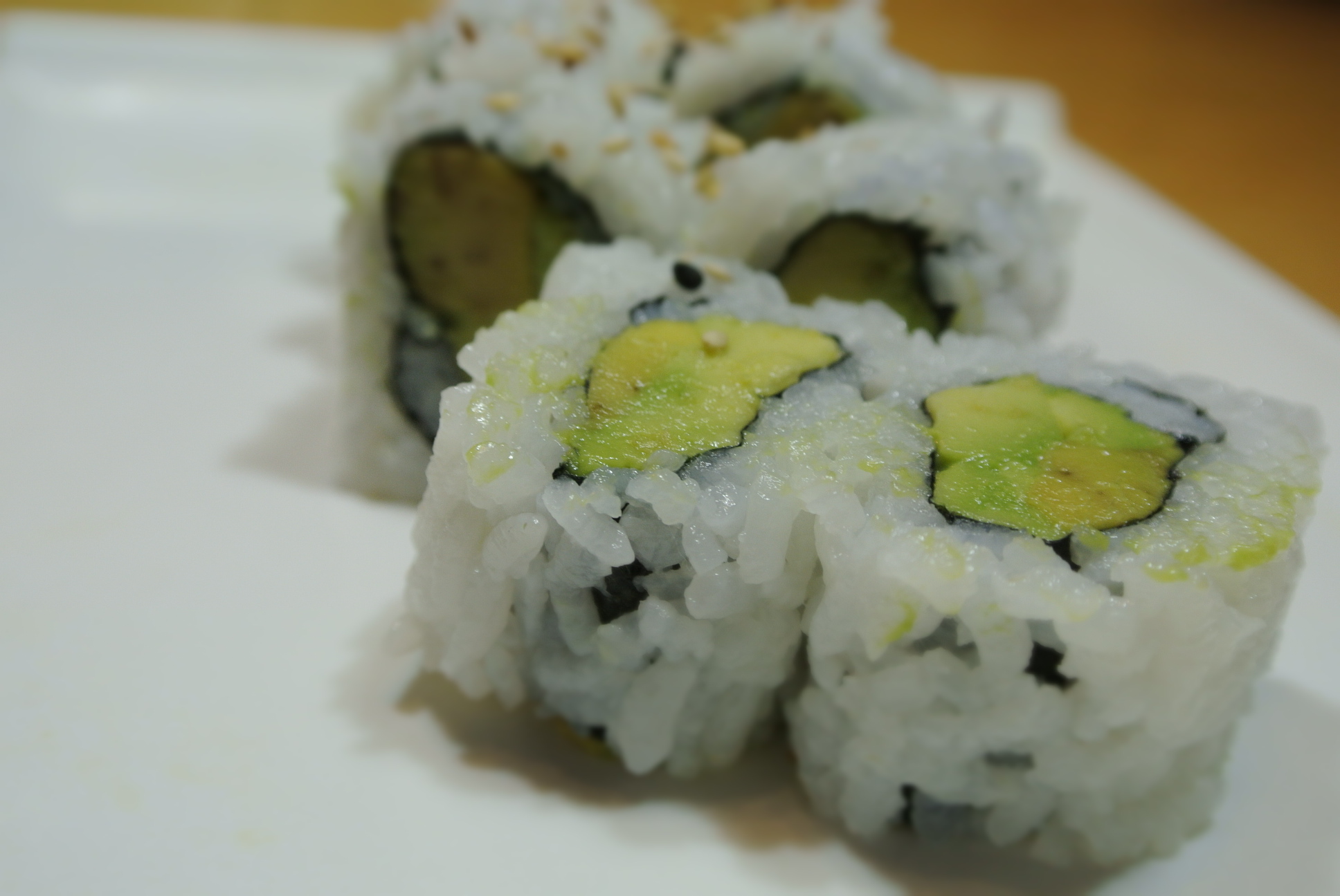 Order Avocado Roll food online from Tokyo Roll And Noodle store, Chino Hills on bringmethat.com