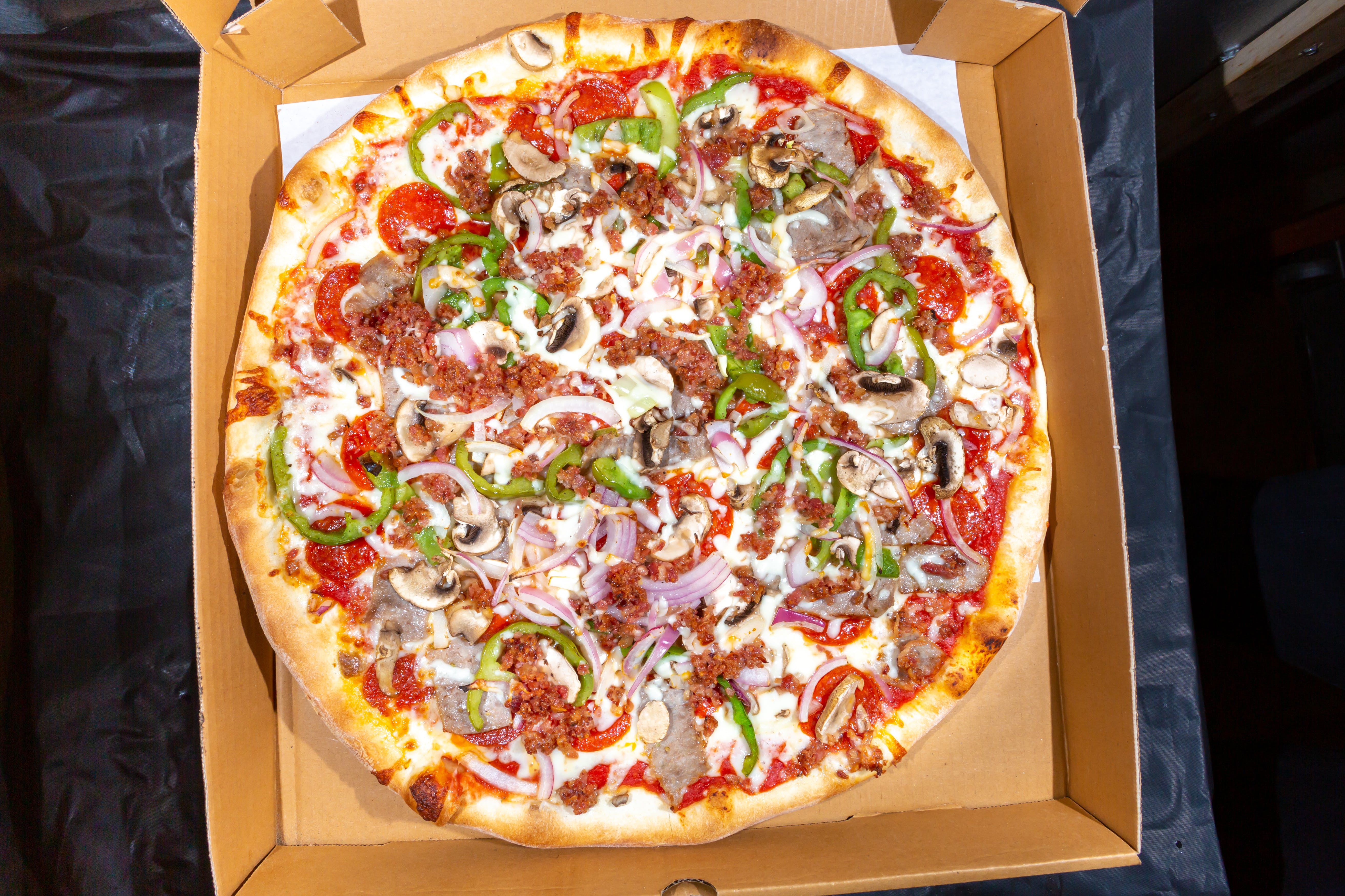 Order Drake's Special Pizza - Medium food online from Drake Pizza store, Allentown on bringmethat.com