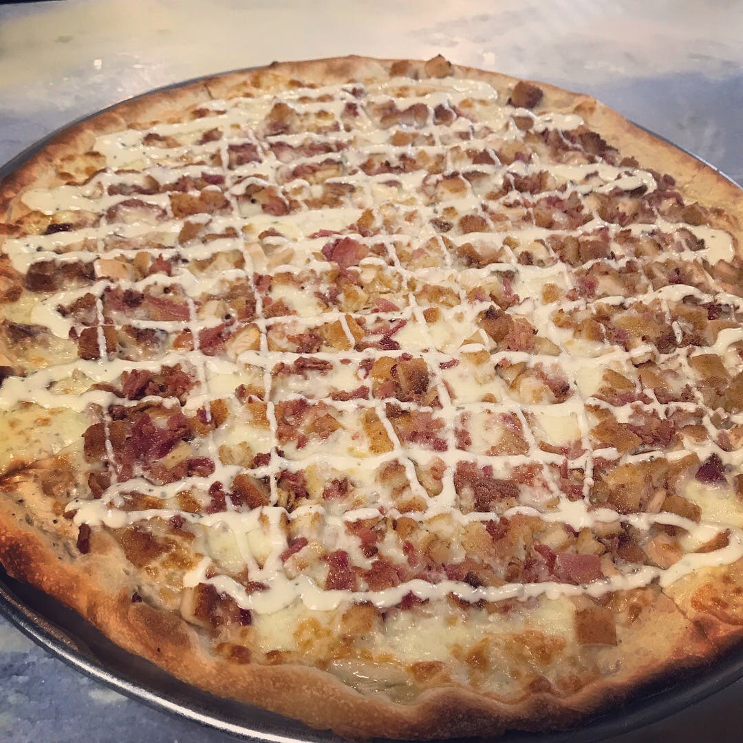 Order Chicken Bacon Ranch Pizza - Personal food online from Rodolfo Pizzeria store, South Plainfield on bringmethat.com