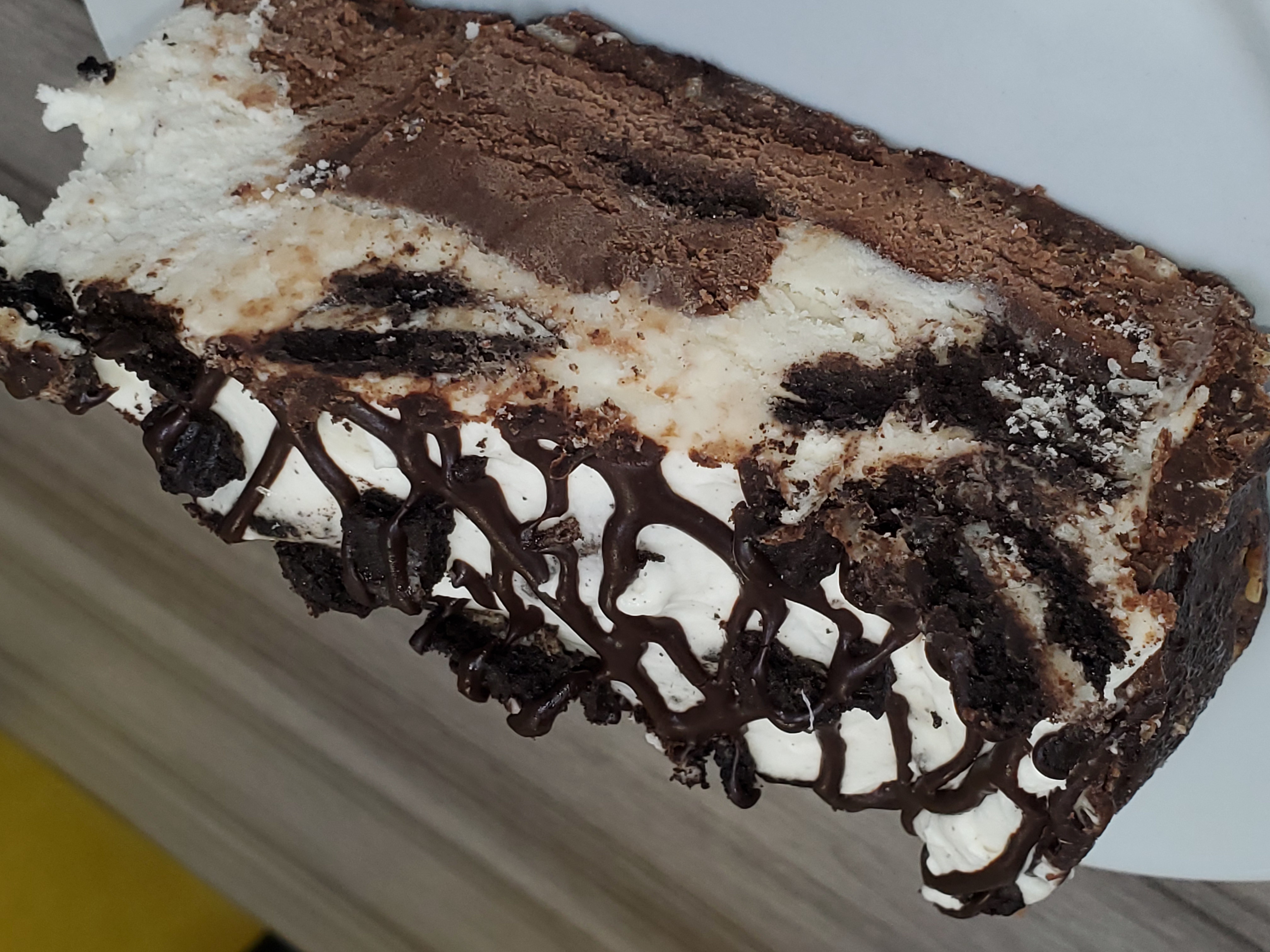 Order Oreo cookie Bash  food online from Calabria Pizza store, Shrub Oak on bringmethat.com
