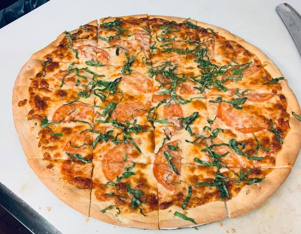 Order Margherita Pizza - 10" (Serves 1-2 People) food online from Chasers Sports Bar & Grill store, Niles on bringmethat.com