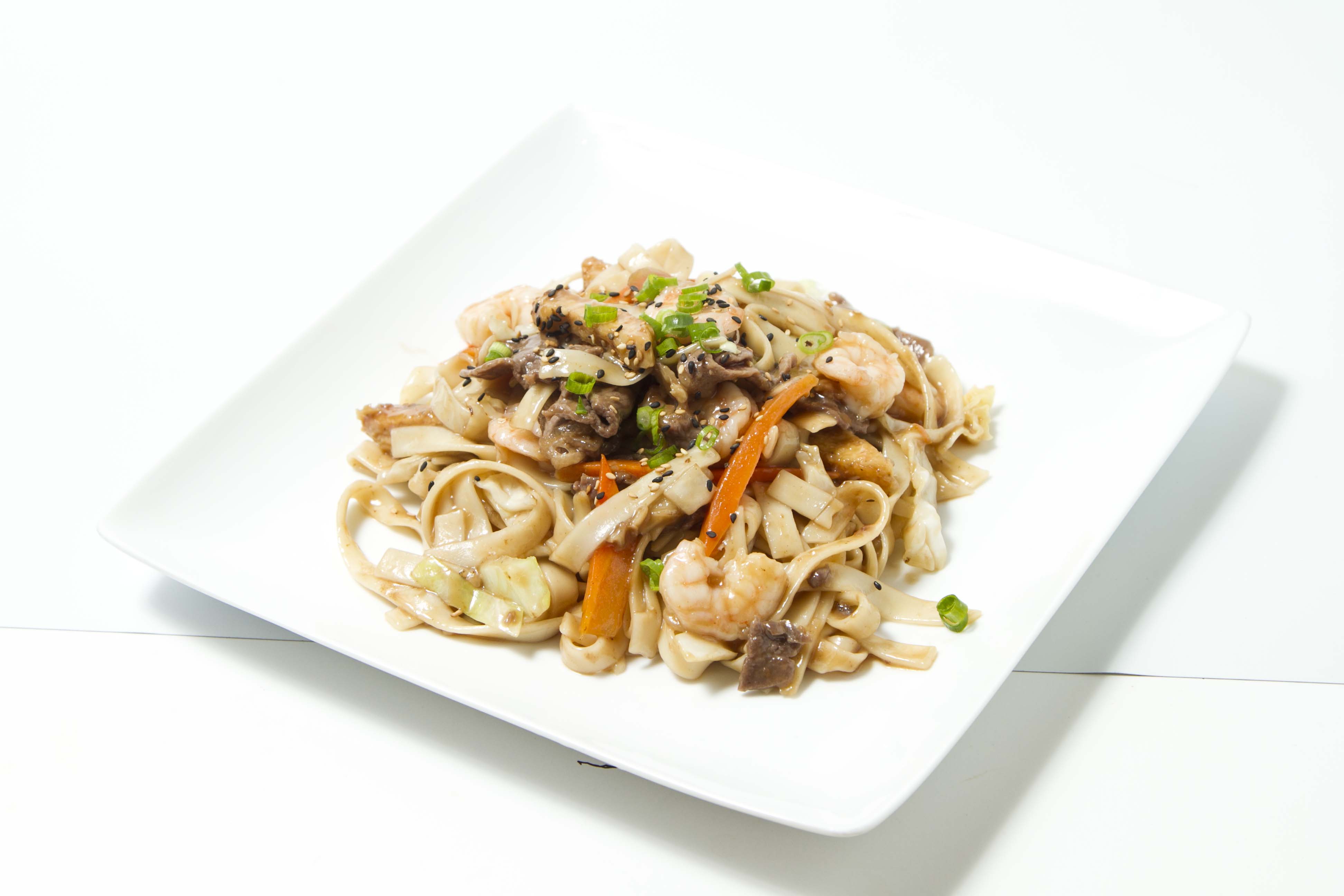 Order Combination Lo Mein food online from Black Sesame store, Irving on bringmethat.com