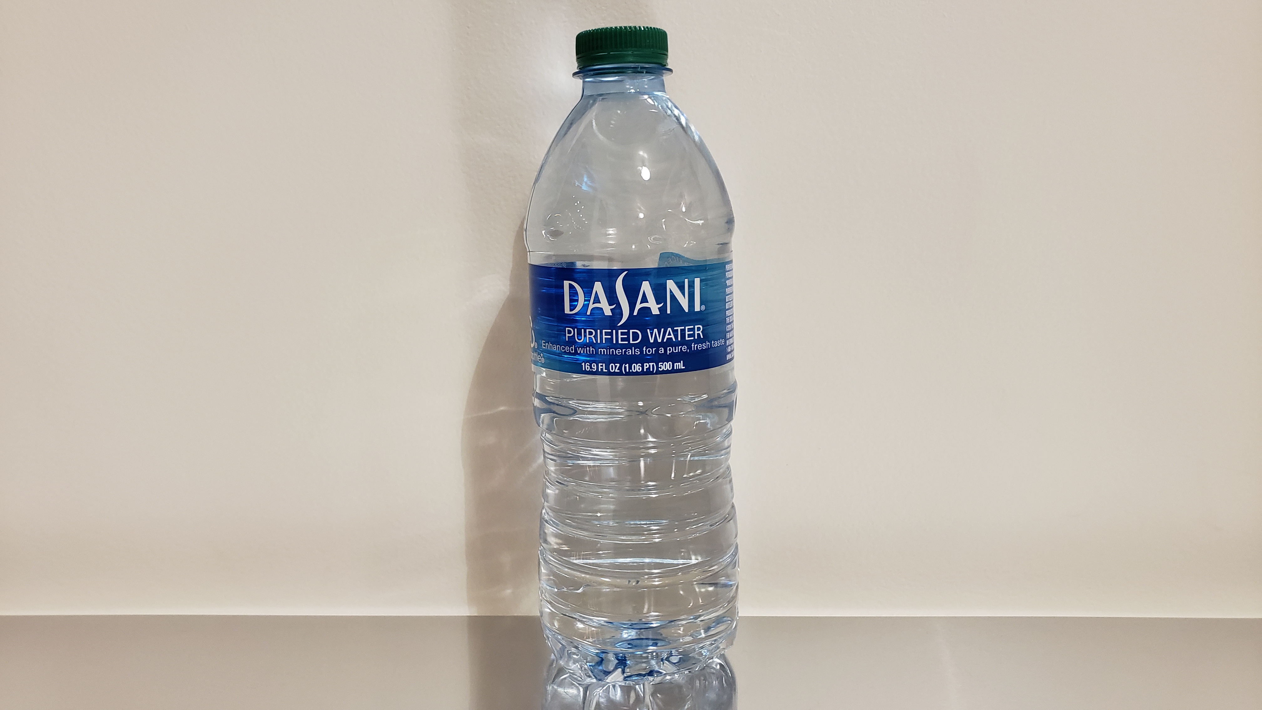 Order Water Bottle food online from La Quinta Pizza store, Redwood City on bringmethat.com