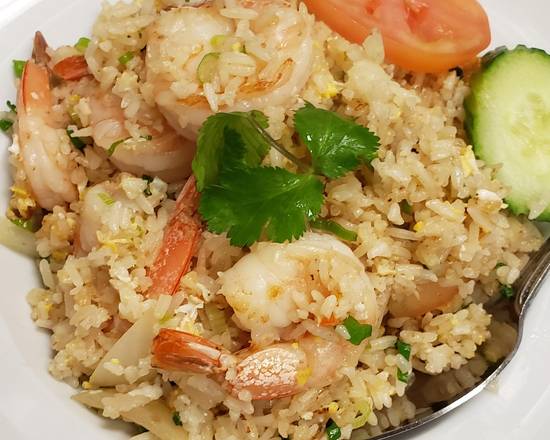 Order Thai Fried Rice food online from Thai Dishes on Broadway store, Santa Monica on bringmethat.com