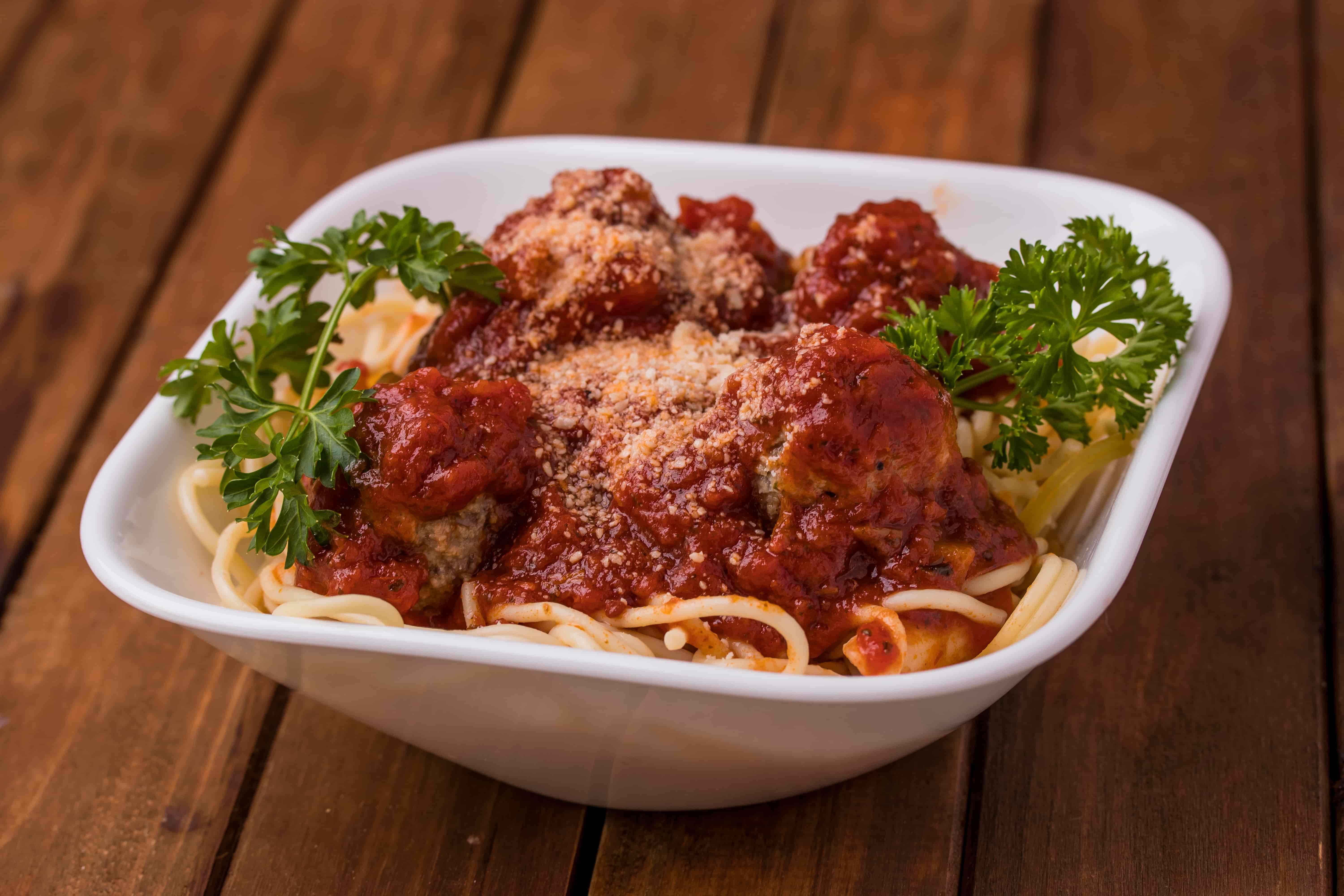 Order Spaghetti and Meat Sauce food online from Pizza fino store, Houston on bringmethat.com