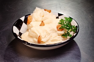 Order 1 lb. Garlic Mashed Potatoes food online from Bobby Chez store, Cherry Hill on bringmethat.com