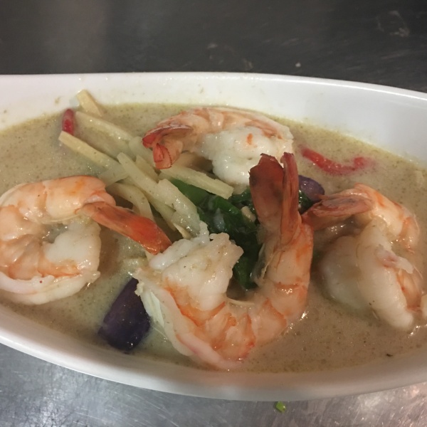 Order The Green Curry food online from The Dish Thai Fusion Cuisine store, Studio City on bringmethat.com