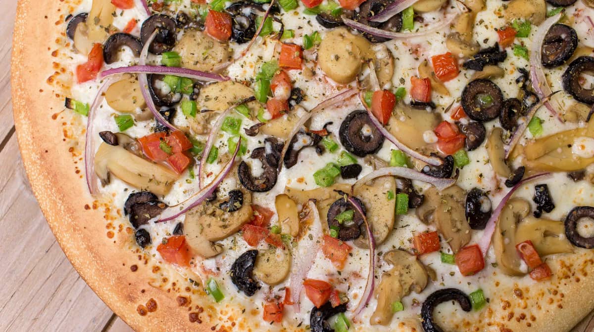Order Large Veggie Pizza food online from Pizzaroni store, Hawthorne on bringmethat.com